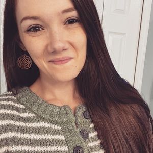 Meet your Posher, Alexus